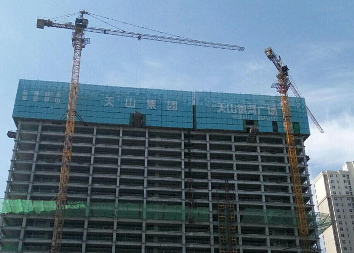 天山銀河廣場爬架（jià）工程